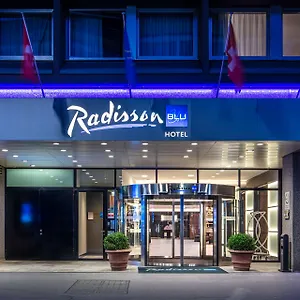 4* Отель Radisson Blu,